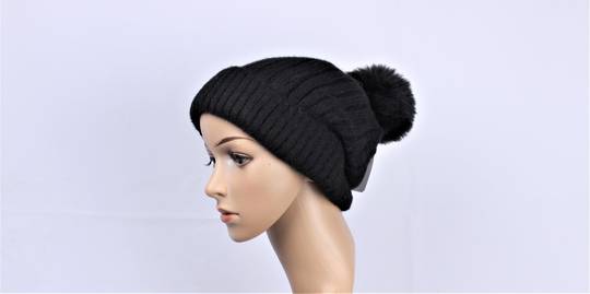 Head Start cabled beanie in soft cashmere  lining for warmth and comfort black STYLE : HS/4940BLK